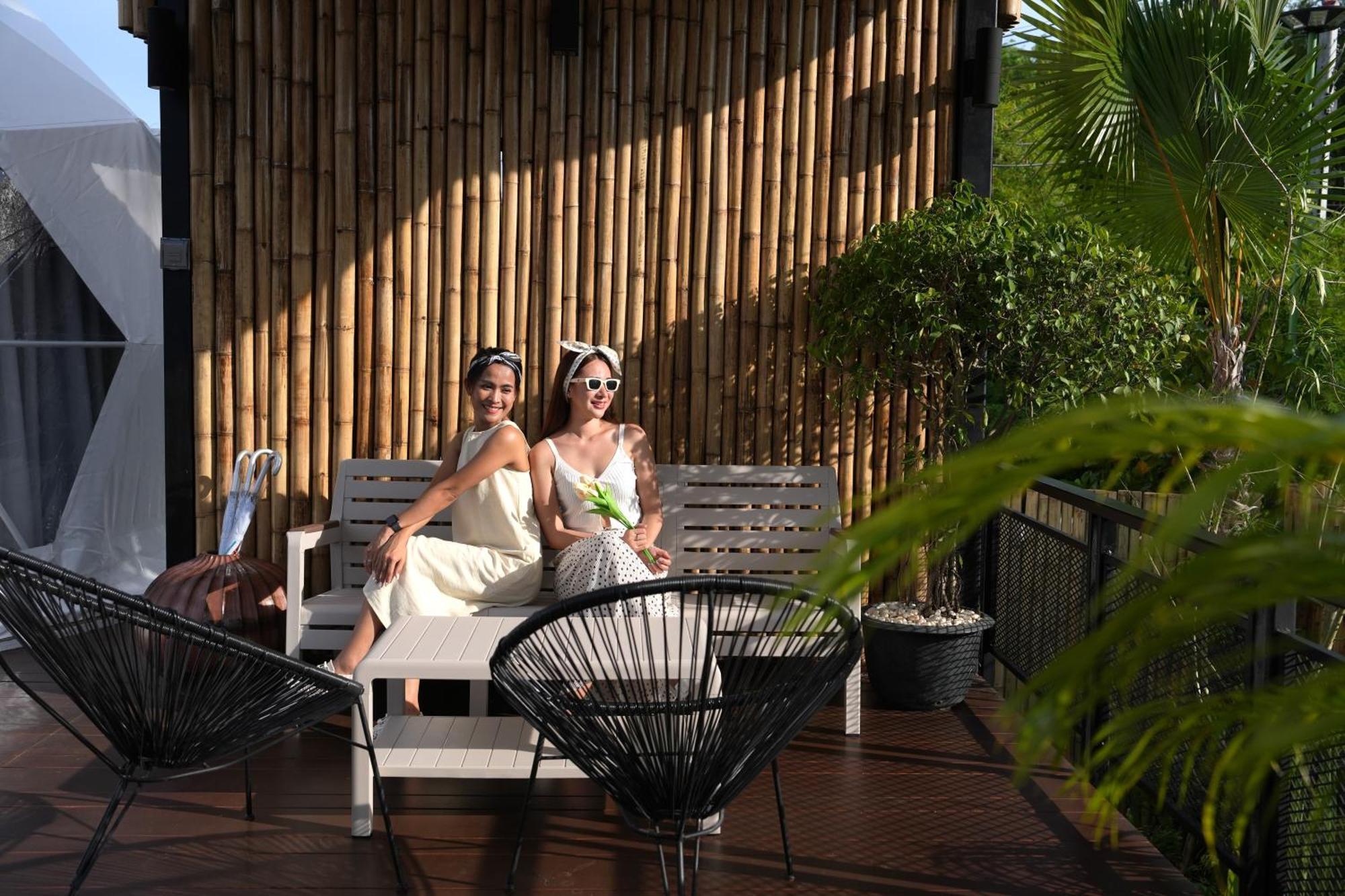 Le Resort&Villas - SHA Extra Plus Rawai Exterior foto A lesbian wedding in Cancun, Mexico